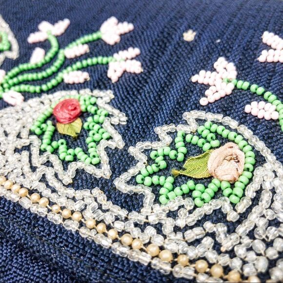 Vintage Souré Beaded Floral Handbag - Picture 6 of 8